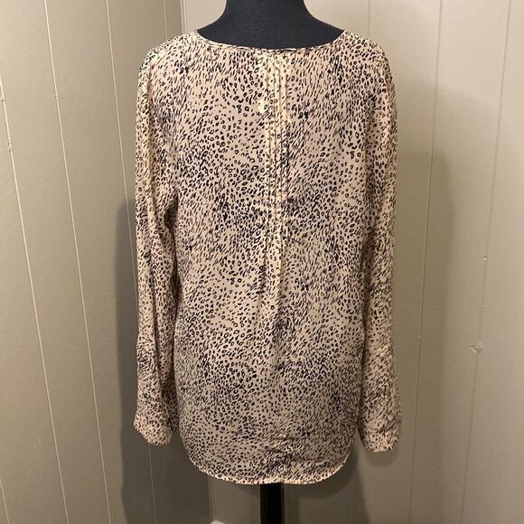 Anthropologie Pins & Needles Long Sleeve Leopard Print Blouse Medium Pleated - Picture 5 of 8